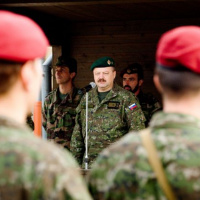 Generál Macko v 5. pluku špeciálneho určenia