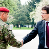 01 Špeciálne sily v Žiline navštívil štátny tajomník MO SR Ondrejcsák