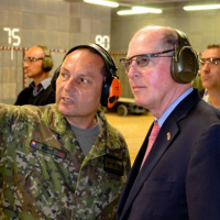 01 Cvičiace skupiny SVK a USA SOF v Lešti navštívil americký veľvyslanec