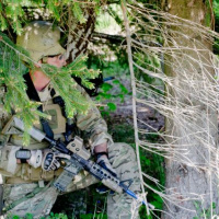 09 Cvičiace skupiny SVK a USA SOF v Lešti navštívil americký veľvyslanec