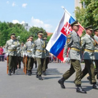 Slávnostné privítanie profesionálnych vojakov po splnení úloh v Afganistane