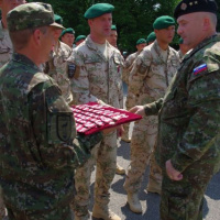 Slávnostné privítanie profesionálnych vojakov po splnení úloh v Afganistane