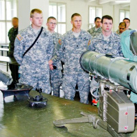 07 Americkí kadeti navštívili 5. pluk špeciálneho určenia