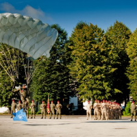 09 Vojaci z 5. pluku špeciálneho určenia sa rozlúčili pred prvým nasadením v Afganistane