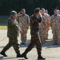 Veliteľ Spoločných síl Maďarska odmenil slovenských vojakov