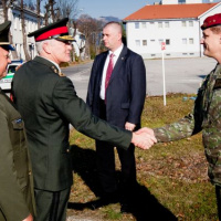 01 Pluk navštívil holandský náčelník Generálneho štábu