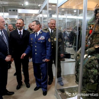 Brány 4. ročníka veľtrhu obrannej techniky IDEB otvorené