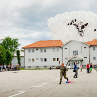 03 Stretnutie veteránov výsadkového vojska 2012