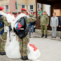 06 Stretnutie veteránov výsadkového vojska 2012