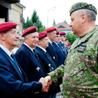 15 Stretnutie veteránov výsadkového vojska 2012