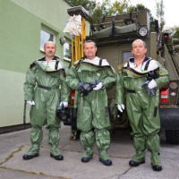 Návšteva Náčelníka Generálneho štábu OS SR počas výcviku chemikov s reálnymi TCHL