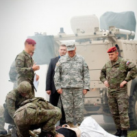 06 Šéf Národnej gardy navštívil slovenské SOF