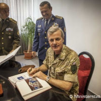 Vojtek a Shirreff o budúcnosti operácií