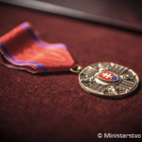 Minister obrany Martin Glváč prijal admirála Williama Harryho McRavena