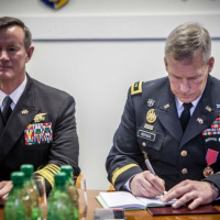 Minister obrany Martin Glváč prijal admirála Williama Harryho McRavena