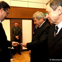 Minister obrany udelil pamätné medaily pri príležitosti 20. výročia vzniku Slovenskej republiky