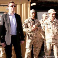 Tábor slovenských vojakov v Kandaháre skrášľuje japonská čerešňa