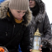 Ministri obrany SR a Maďarska si pripomenuli výročie tragédie v maďarskej obci Hejce