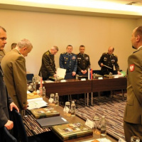 Náčelníci generálnych štábov V4 rokovali v Poľsku s partnerom z Ukrajiny