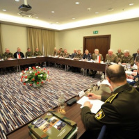 Náčelníci generálnych štábov V4 rokovali v Poľsku s partnerom z Ukrajiny