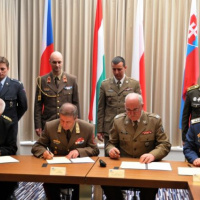 Náčelníci generálnych štábov V4 rokovali v Poľsku s partnerom z Ukrajiny