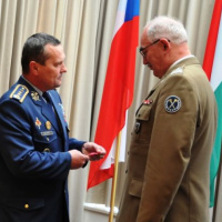 Náčelníci generálnych štábov V4 rokovali v Poľsku s partnerom z Ukrajiny