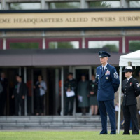 Výmena na poste najvyššieho veliteľa Spojeneckých síl v Európe