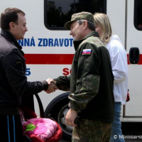 Vojenský vrtuľník prevážal do nemocnice na Kramároch matku s dieťaťom