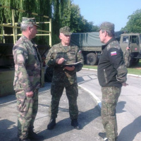 Príslušníci OS SR pomáhajú v Komárne