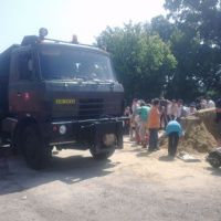 Príslušníci OS SR pomáhajú v Komárne