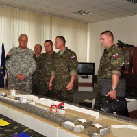 Generálmajor Umbarger zavŕšil návštevu Slovenska účasťou na SIAF 2013