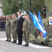 Minister obrany M.Glváč ocenil v Trebišove vojakov po návrate z operácie ISAF v Afganistane