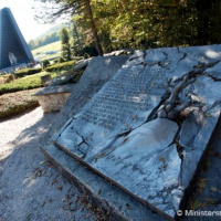 Minister Glváč si pripomenul výročie Karpatsko-duklianskej operácie