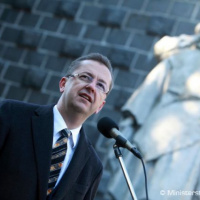 Minister Glváč si pripomenul výročie Karpatsko-duklianskej operácie