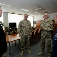 M. Glváč: „Som rád, že zdravotný stav oboch zranených vojakov sa rapídne zlepšuje. Veríme, že útočníka dolapia“