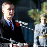 Štátny tajomník Miloš Koterec si uctil Svetový deň vojnových veteránov v Bratislave