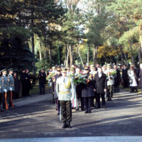 Jednotky Veliteľstva posádky Bratislava na spomienkovom podujatí  pri príležitosti Dňa boja za slobodu a demokraciu
