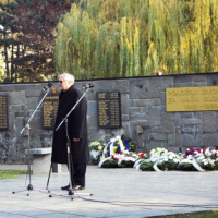 Jednotky Veliteľstva posádky Bratislava na spomienkovom podujatí  pri príležitosti Dňa boja za slobodu a demokraciu