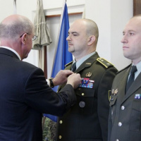 Slovenskí vojaci ocenení medailami Ministerstva obrany USA