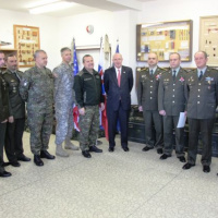 Slovenskí vojaci ocenení medailami Ministerstva obrany USA