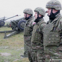 Vojaci vypálili z Tyršovho nábrežia 20 novoročných sálv