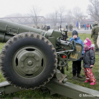 Vojaci vypálili z Tyršovho nábrežia 20 novoročných sálv