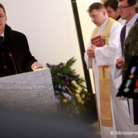 Posledná rozlúčka s kapitánom Edmundom Makovníkom