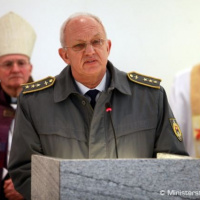 Posledná rozlúčka s kapitánom Edmundom Makovníkom