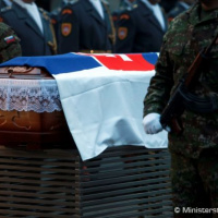 Posledná rozlúčka s kapitánom Edmundom Makovníkom