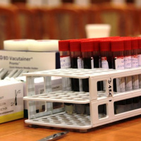 Príslušníci MO SR a GŠ dnes darovali krv