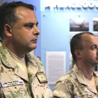 Vojenskí pozorovatelia z Egypta a Sýrie ocenení medailami