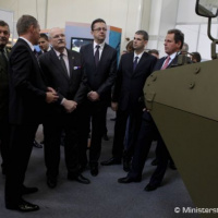 Minister obrany M. Glváč otvoril medzinárodný veľtrh IDEB 2014