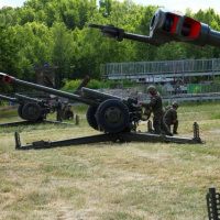 O salvy k inaugurácii nového prezidenta SR sa postarali rožňavskí delostrelci